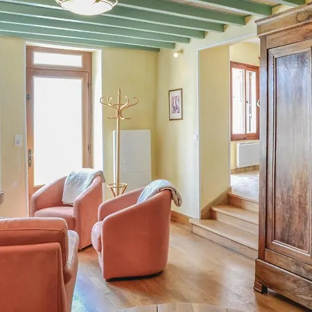 Rue De Crais Holiday home Landreville