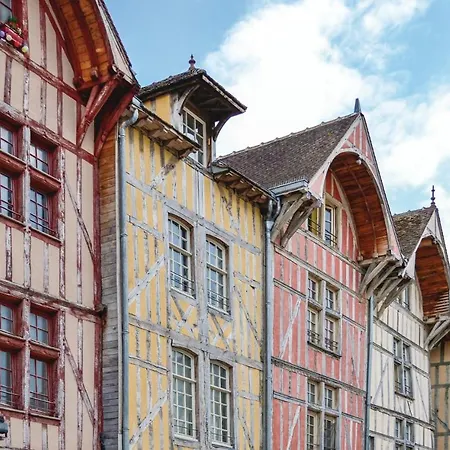 Rue De Crais Landreville