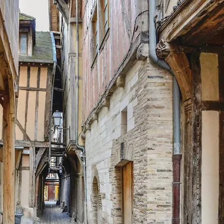 Rue De Crais * Landreville